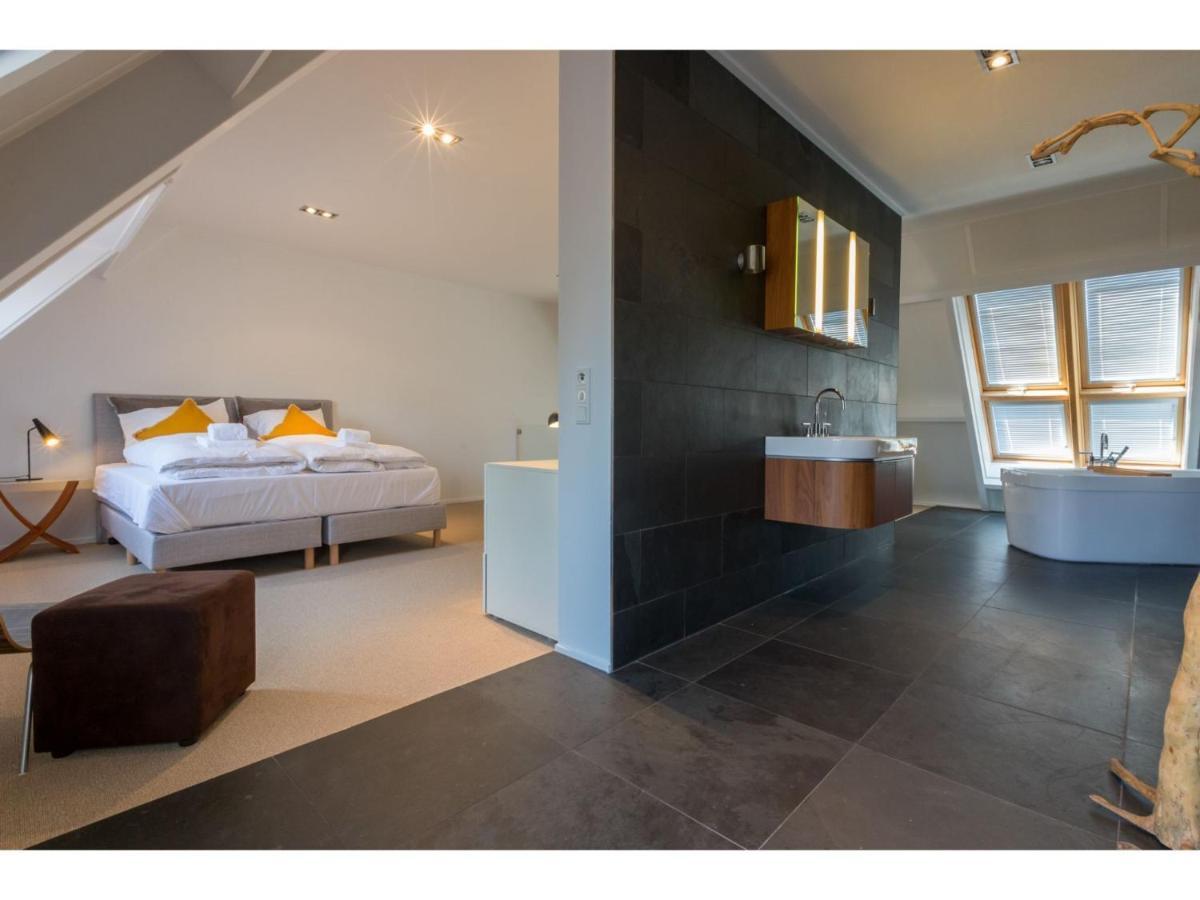 Superb Flat Only 150 Metres From Beach Domburg Exterior photo